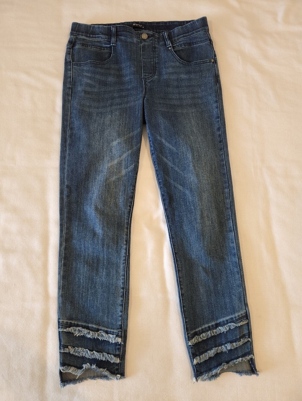 APNY Pull On Fringe Fray Hem Cropped Ankle Blue Jeans Size 6